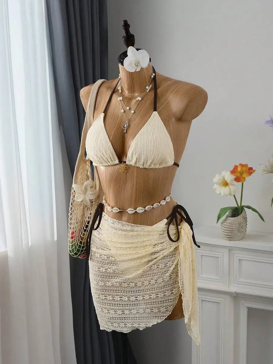 Conjunto de Playa Boho Beige de 3 Piezas: Top Triangular, Cinturón de Conchas, Falda de Crochet