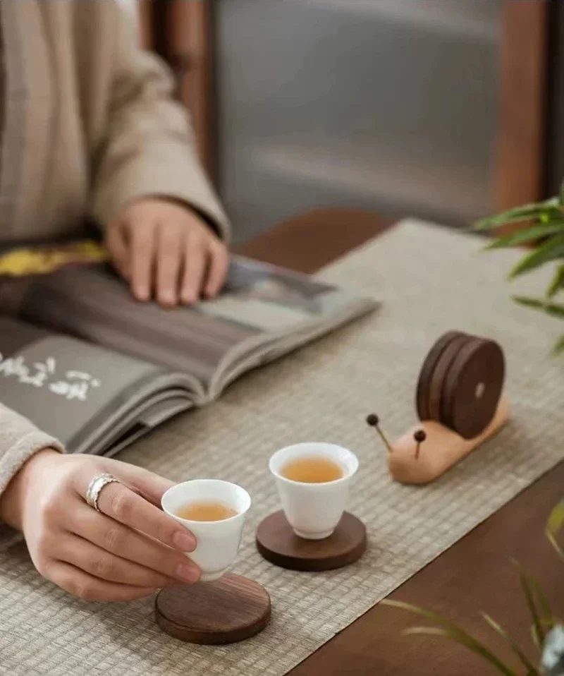 

Insulation Pad Magnetic Flame-Resistant Tea Cup Countertop Round Snail-Shaped Coaster Cover Walnut Wood Heat-Resistant Heat