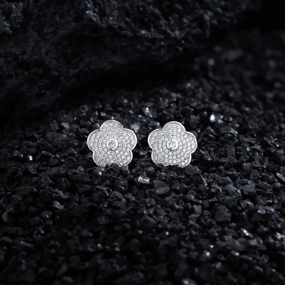 

2025 S925 pure silver camellia earrings for women with French high-end feel, micro inlaid earrings, versatile wedding jewelry