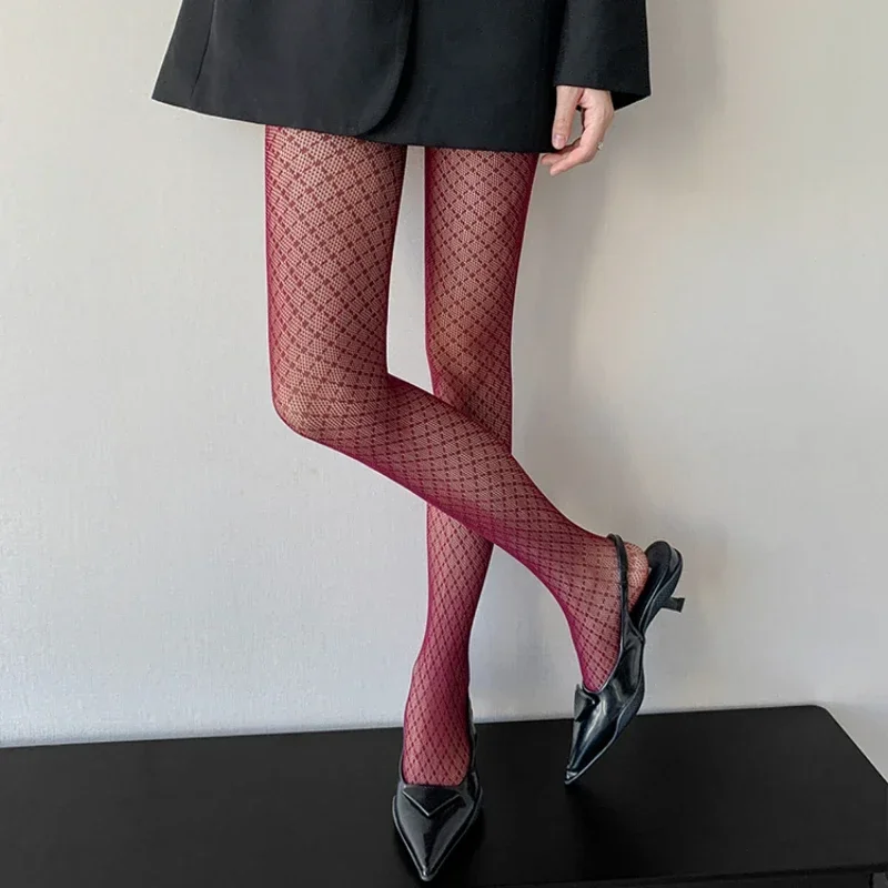 女性の古典的な菱形パターンタイツセクシーな網タイツ中空アウトメッシュロリータストッキングフレンチレトロワークストレッチソフトストッキング