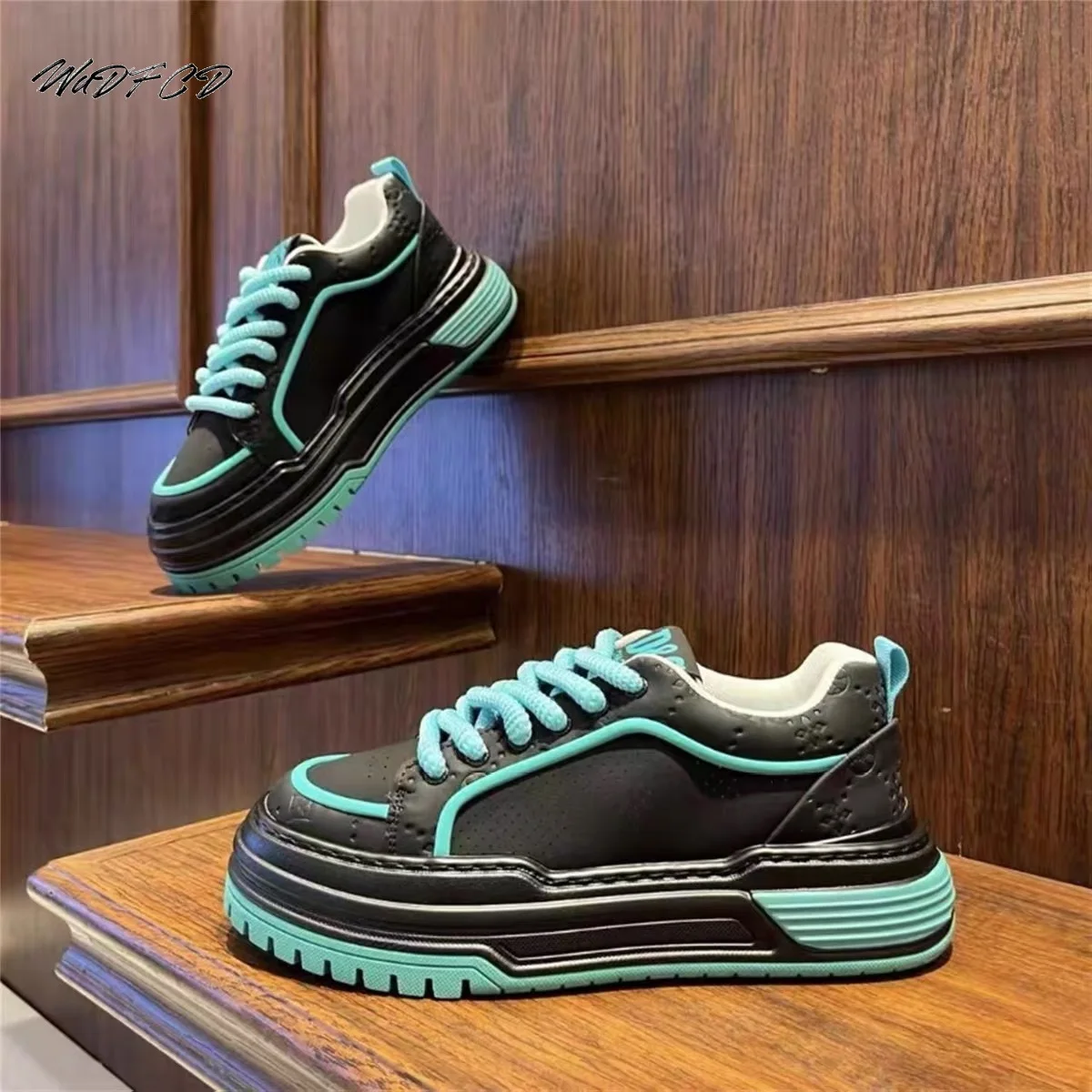 

Кроссовки, повседневные мужские оригинальные дизайнерские туфли для досок, модные дышащие туфли из микрофибры с увеличенной высотой на плоской платформе, спортивные туфли