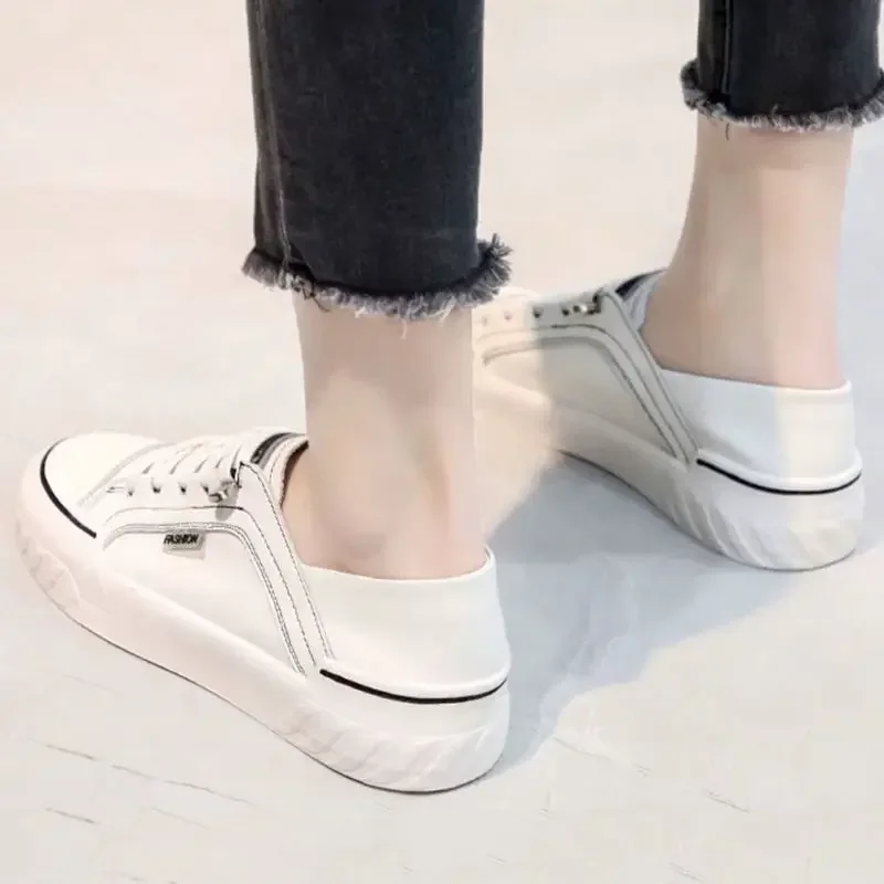 Flat Comfortable Elegant Women's Running Shoes Trend 2025 Canvas Mirror Luxury Cute Low Hit Ladies Shoe Designer Fashion White