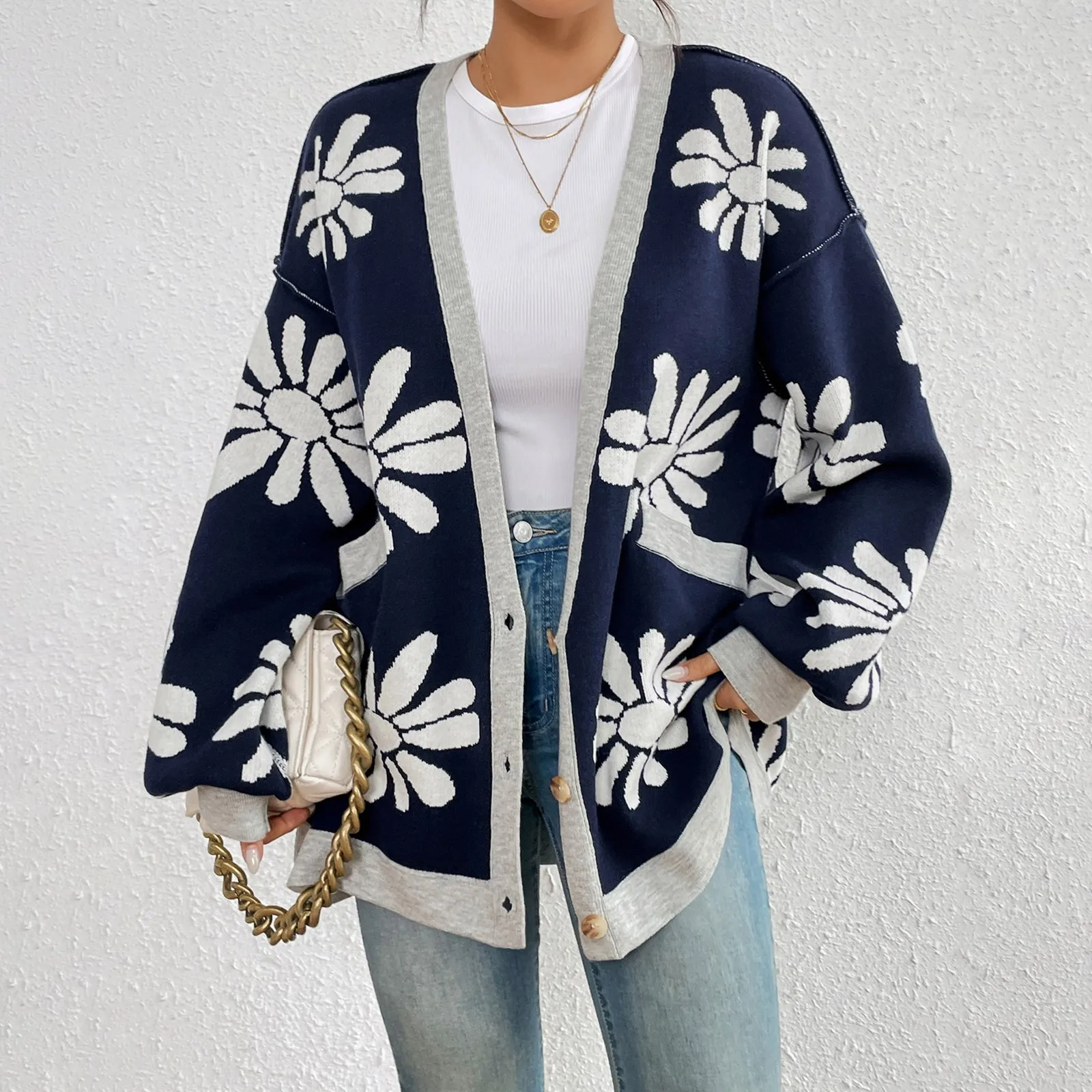 V-neck Printed Commuter Outwear Jumper Temperament Loose Autumn And Winter Models Knitted Cardigan Jumper Women Jacket