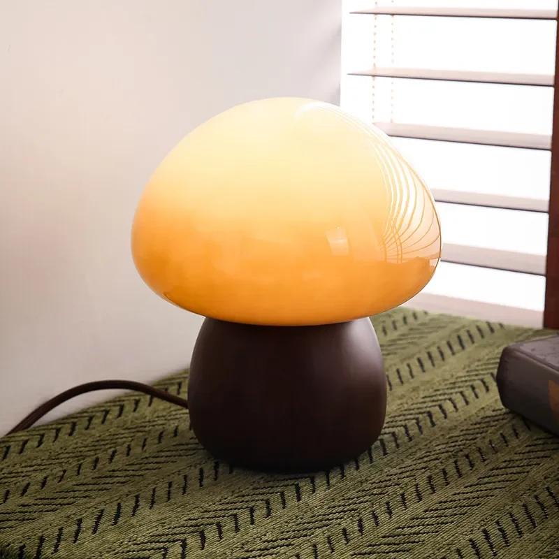Full Spectrum Mushroom Desk Lamp Retro Bedside Reading Light USB Rechargeable Eye Care Table Lamp for Bedroom Living Room
