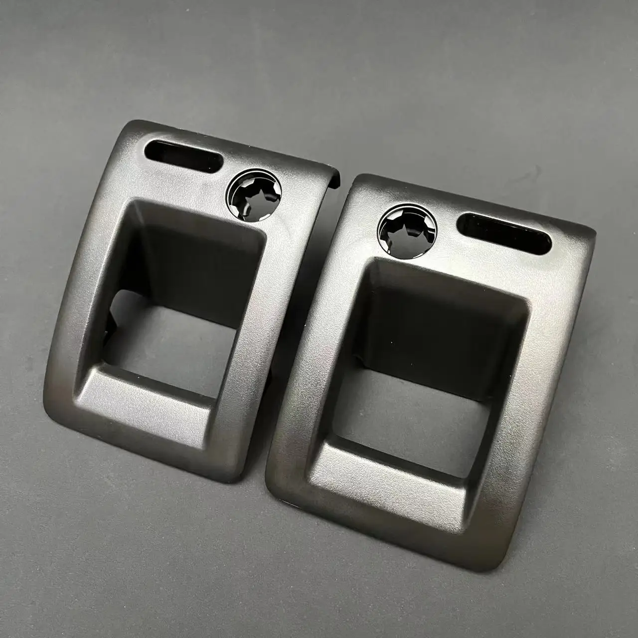 Rear Seat Down Lock Buckles Trim Cover Panel Baffle Clasp Hands With key Hole For VW Passat B6 3C5885893 3C5885894