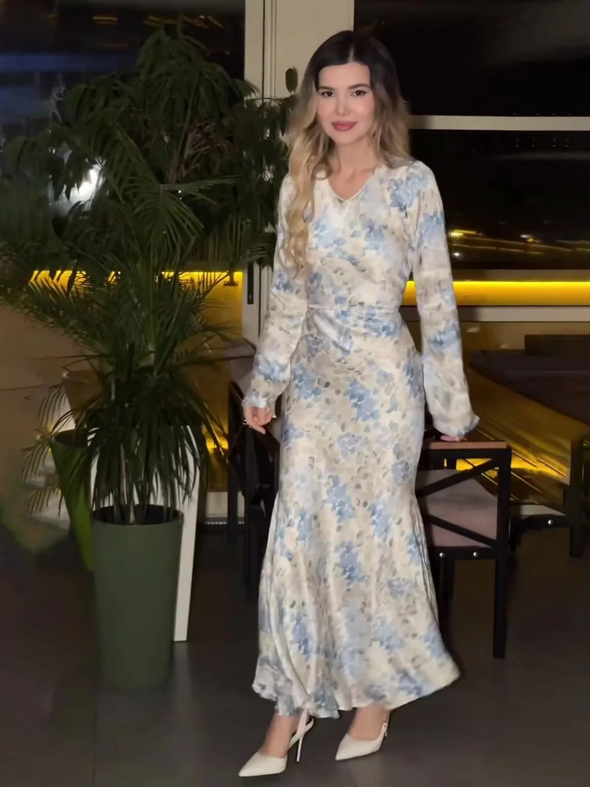 تنورة Ele Satin مطبوعة Dr Ladylike V-ne بحزام طويل Sve على شكل حرف a للتنقل منتصف الخصر إنتاج صيني