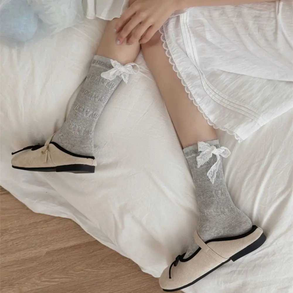 3 pares de cor sólida plissado rendas arco meias ins estilo respirável meados tubo meias femininas lolita doce meias femininas streetwear