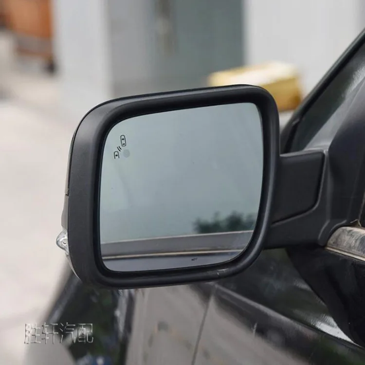 

For Ford American Explorer 11-19 models with reverse rearview mirror and line assist blind spot mirror reflector BSD