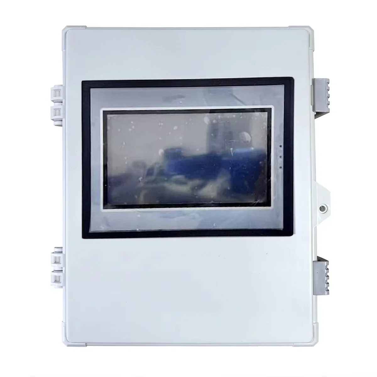 Smart Agriculture for Multiple Monitoring Environments Greenhouse Intelligent Monitoring and  Control Irrigation System