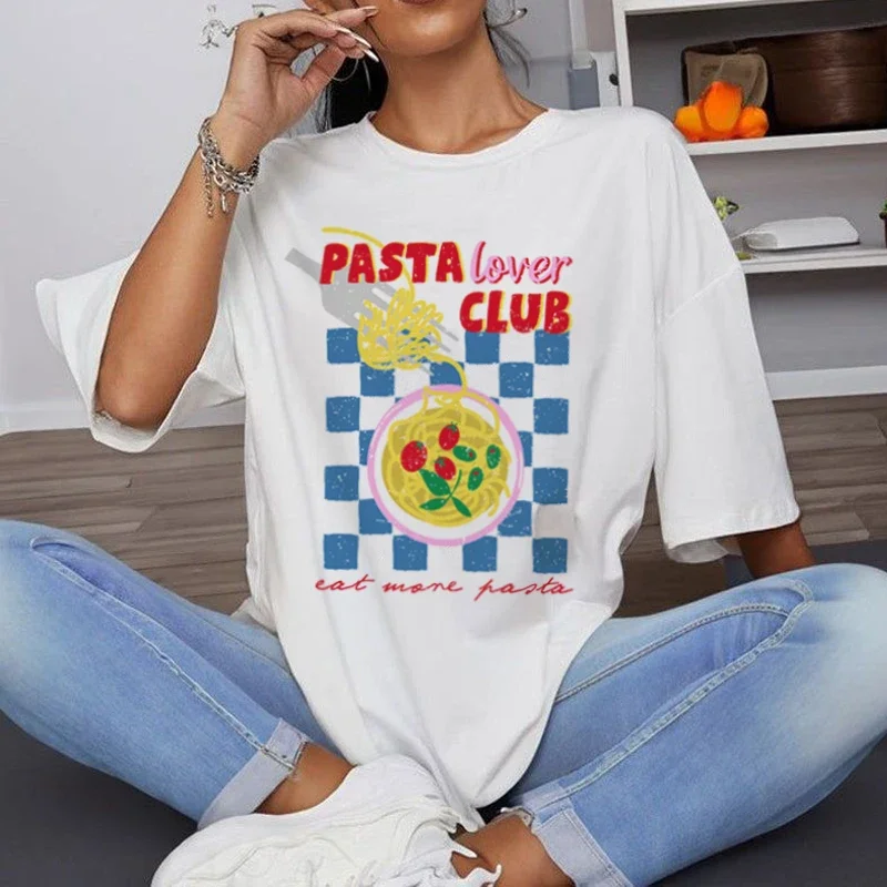 

Pasta Lover Club Vintage T-Shirts for Women Cute Italian Food T Shirt Loose Short Sleeve Graphic Tees Trendy Retro Aesthetic Top
