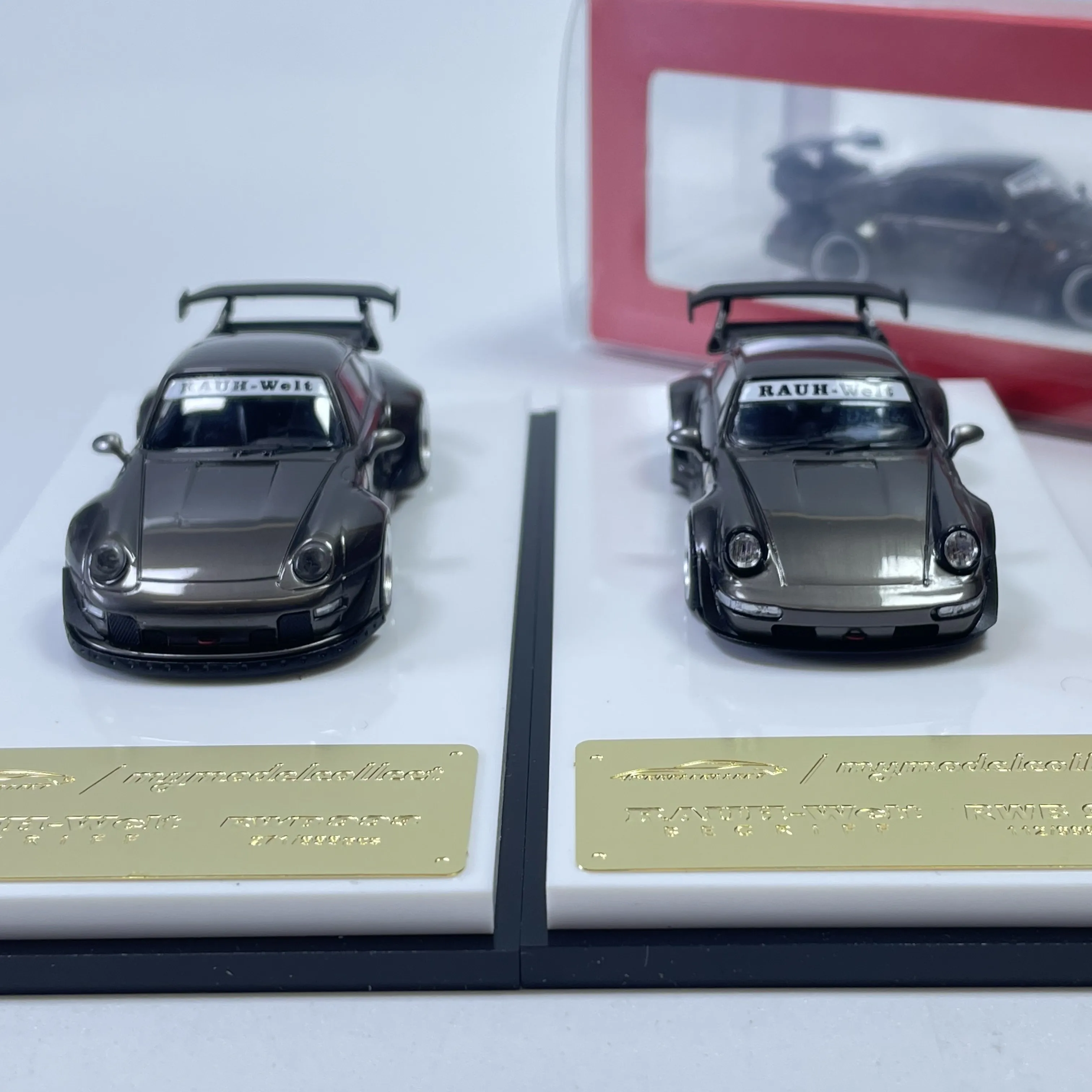 In stock 993 964 alloy 1:64 car model simulation figurine high-end limited edition collectible for boys as gifts
