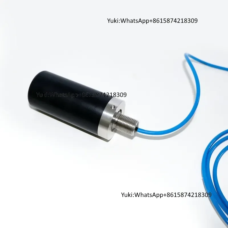 1. Deepsea Connect: Submersible Wi-Fi/LTE/GPS Antenna for Underwater Communication
