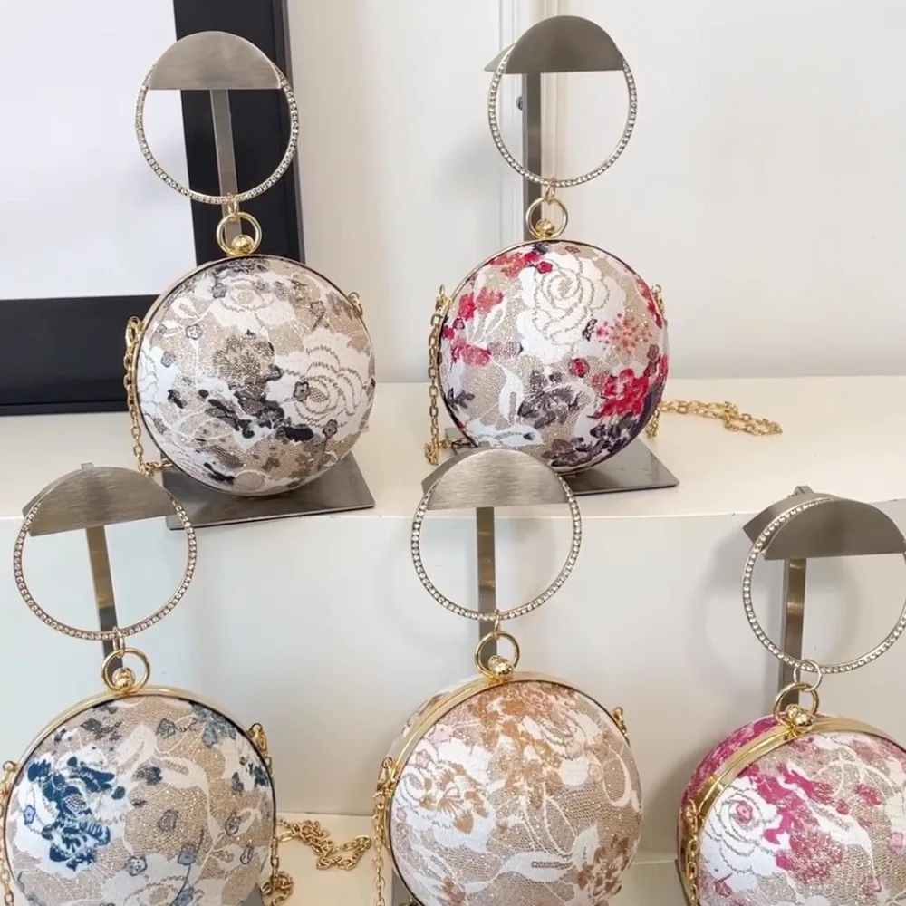 

Fashion Embroidered Thread Crossbody Ball Bag Chinese Style Chain Strap Evening Bag Round Ball Shape Hand-held Banquet Bag Women