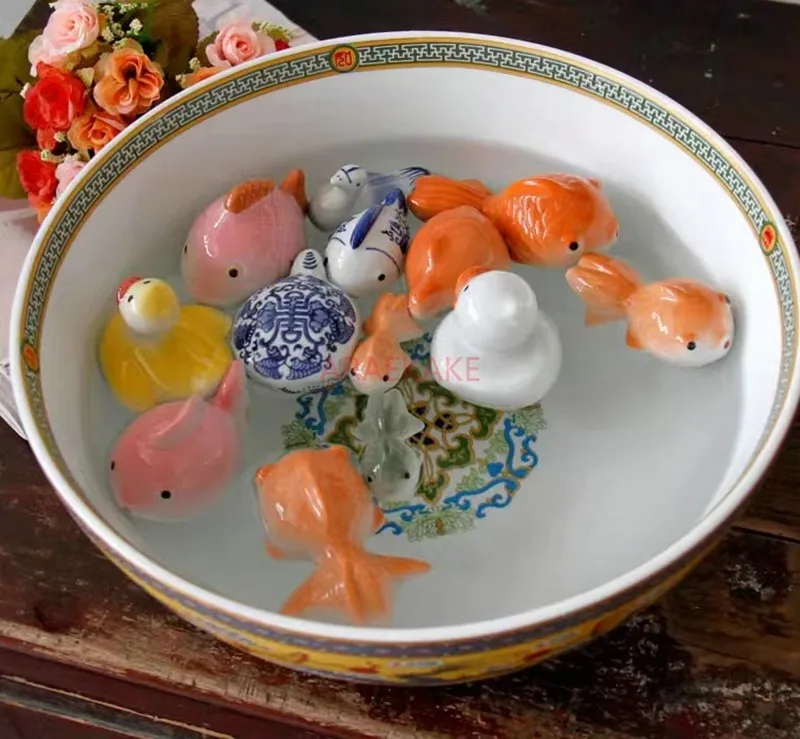 

Fish Tour World: Ceramic Duck, Turtle, Little Goldfish Decoration, Floating in Water, Cute Fish Tank at Home