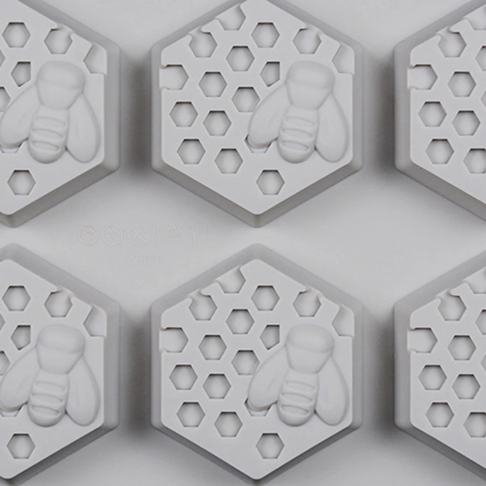

Honeycomb Silicone Soap Mold 6 Cavities Non-Stick Easy Clean Oven Freezer Safe For Candy Chocolate Cake Jelly Handmade Soap