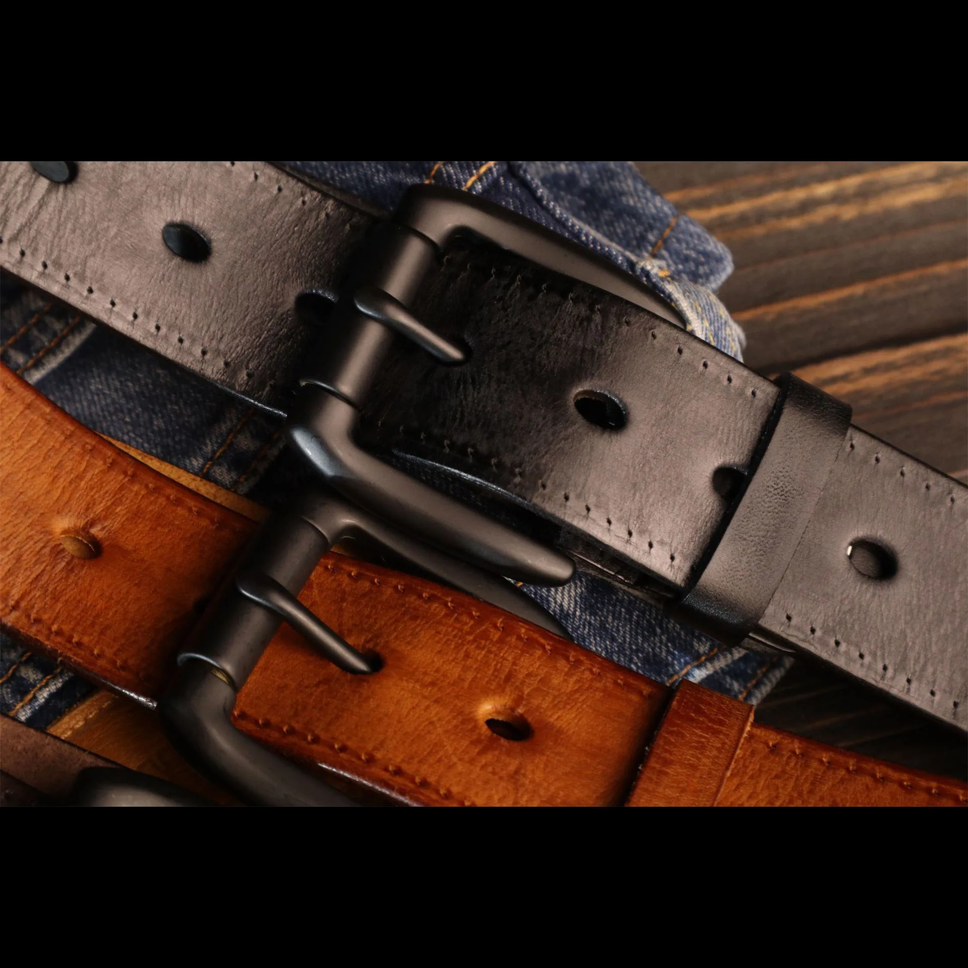 Hand Craft Top Grain Cowhide Men's Leather Belt Vintage American Retro Belt with Distressed Edges and Rubbing Color