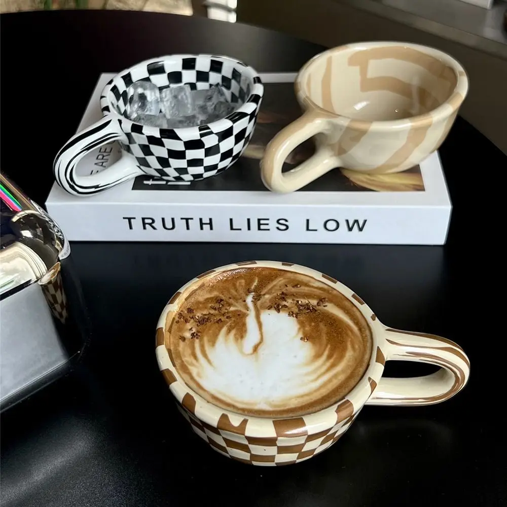 Retro INS Ceramic Coffee Cup Hand Pinched U-shaped handle Water Cups Plaid Comfortable Grip Irregular Chessboard Mugs Coffee