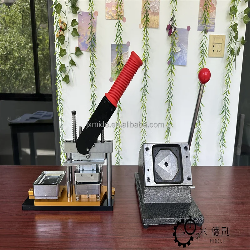 Custom DIY square Metal Photo Fridge Magnet Making Machine Manual Button Badge Making Machine Kit