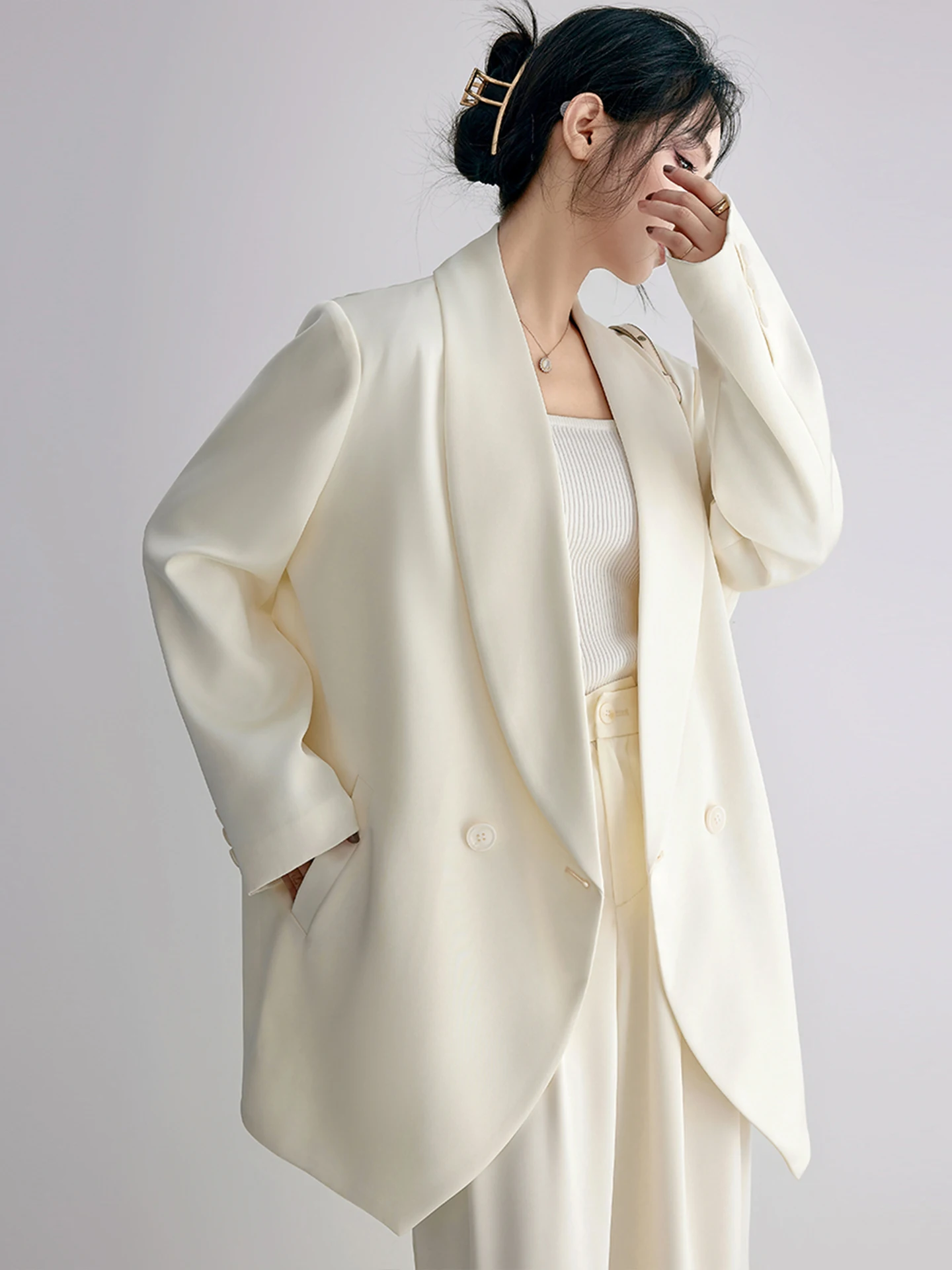 

Milk White Mid-Length Suiting Satin Draped Loose Women's Outerwear Three Acetate Mixed High-End Coat Autumn Fashion Ladies