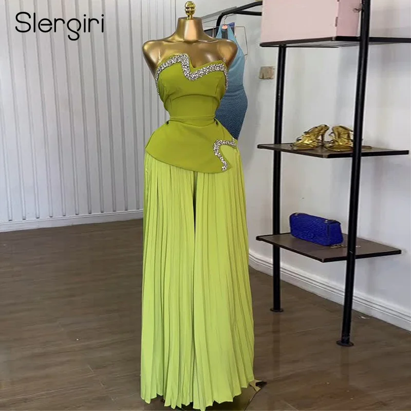 

Slergiri Women's Heavy Industry Diamonds Back Bow Tube Top with Pleated Wide-leg Pants Elegant Party Outfit Two Piece Sets
