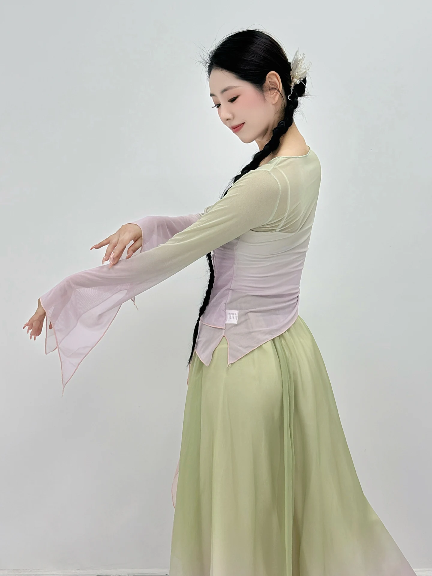 

Classical Dance Costume Charm Gradient Yarn Clothing Flared Sleeve Large Swing Dress Performance Practice Clothes Outfit