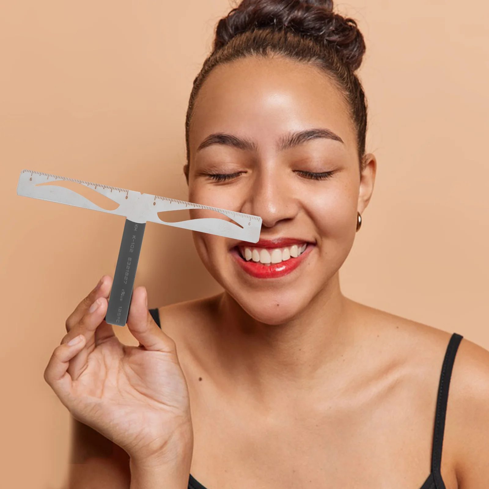 Règle de pochoir à sourcils réutilisable, outil professionnel de mesure des sourcils à trois points, outil de dessin des sourcils de positionnement classique
