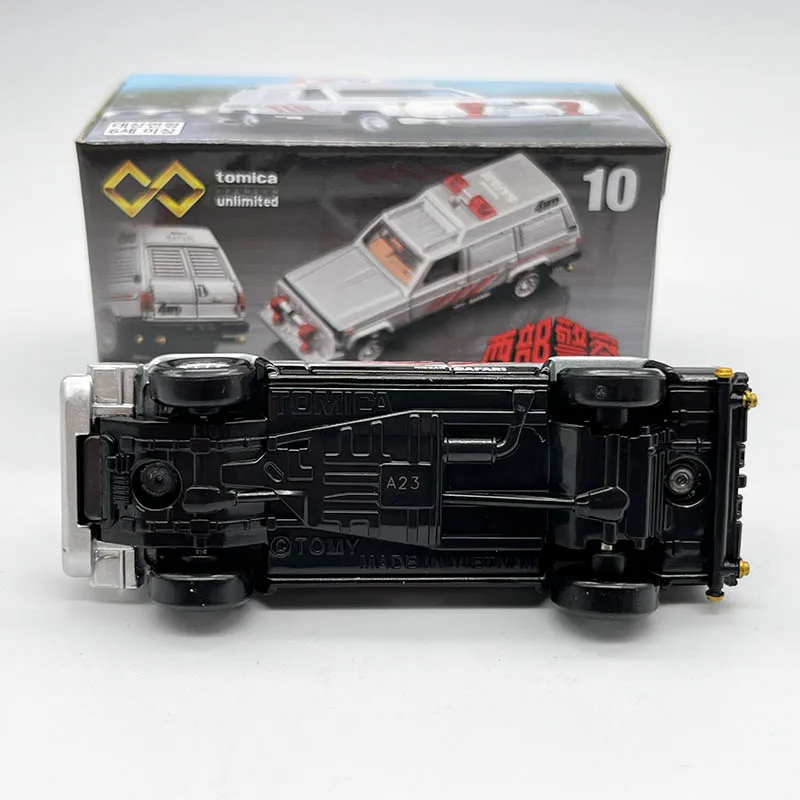 TOMICA Infinite 10 Western Police Hunter 4WD โมเดลรถโลหะผสมหล่อ, ของเล่นของขวัญวันหยุดสําหรับเด็กผู้ชาย, ของตกแต่งสําหรับผู้ใหญ่