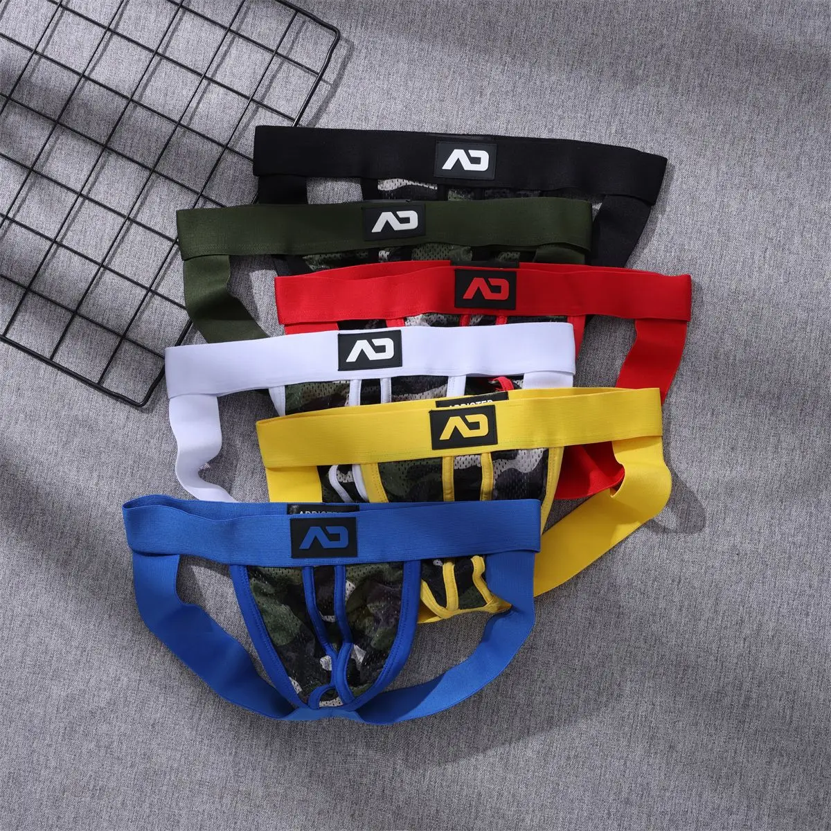 

Новые мужские двойные брюки из ледяного шелка, U-образная выпуклая сумка для мальчиков, сексуальные пустые треугольные стринги с камуфляжной спинкой