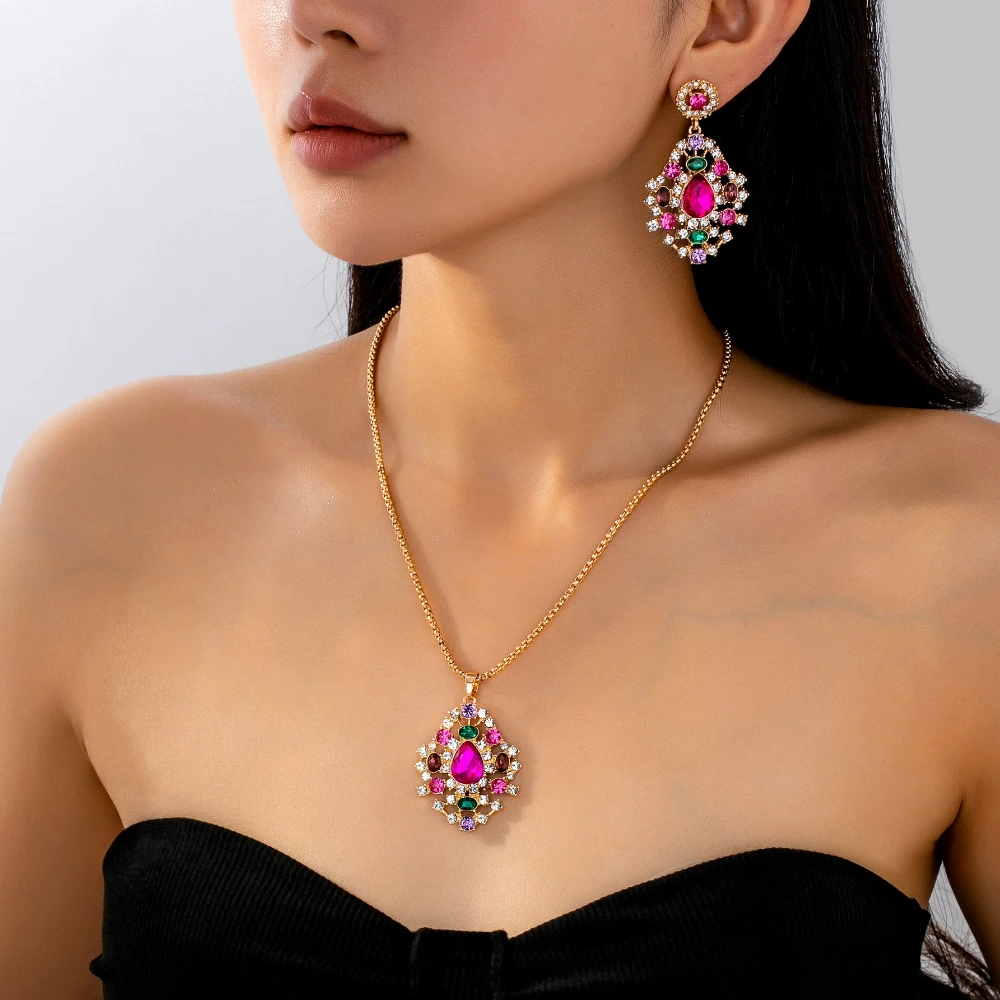 

Vintage Water Drop Earrings Necklace Set Versatile Simple Fashion Jewelry Accessories Hot Sale Party Gift 2025 New Style