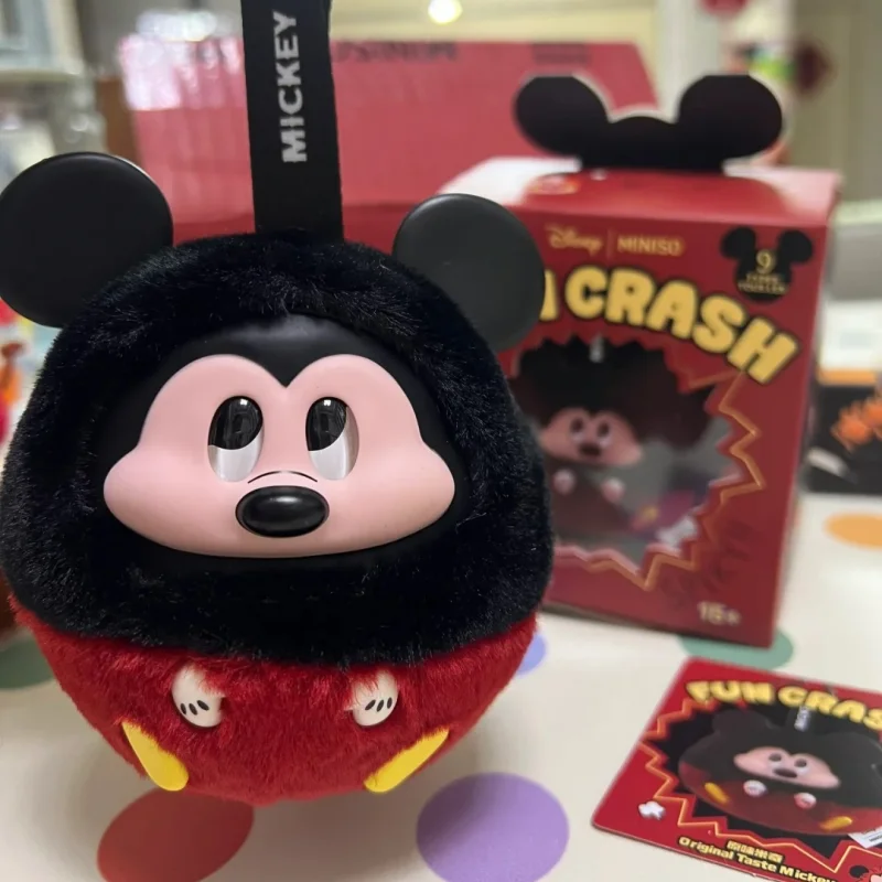 In Stock Genuine Disney Mickey Fun Crash Series Blind Box Pendant Keychain Mickey Mouse Vinyl Surprise Box Action Figure Toys