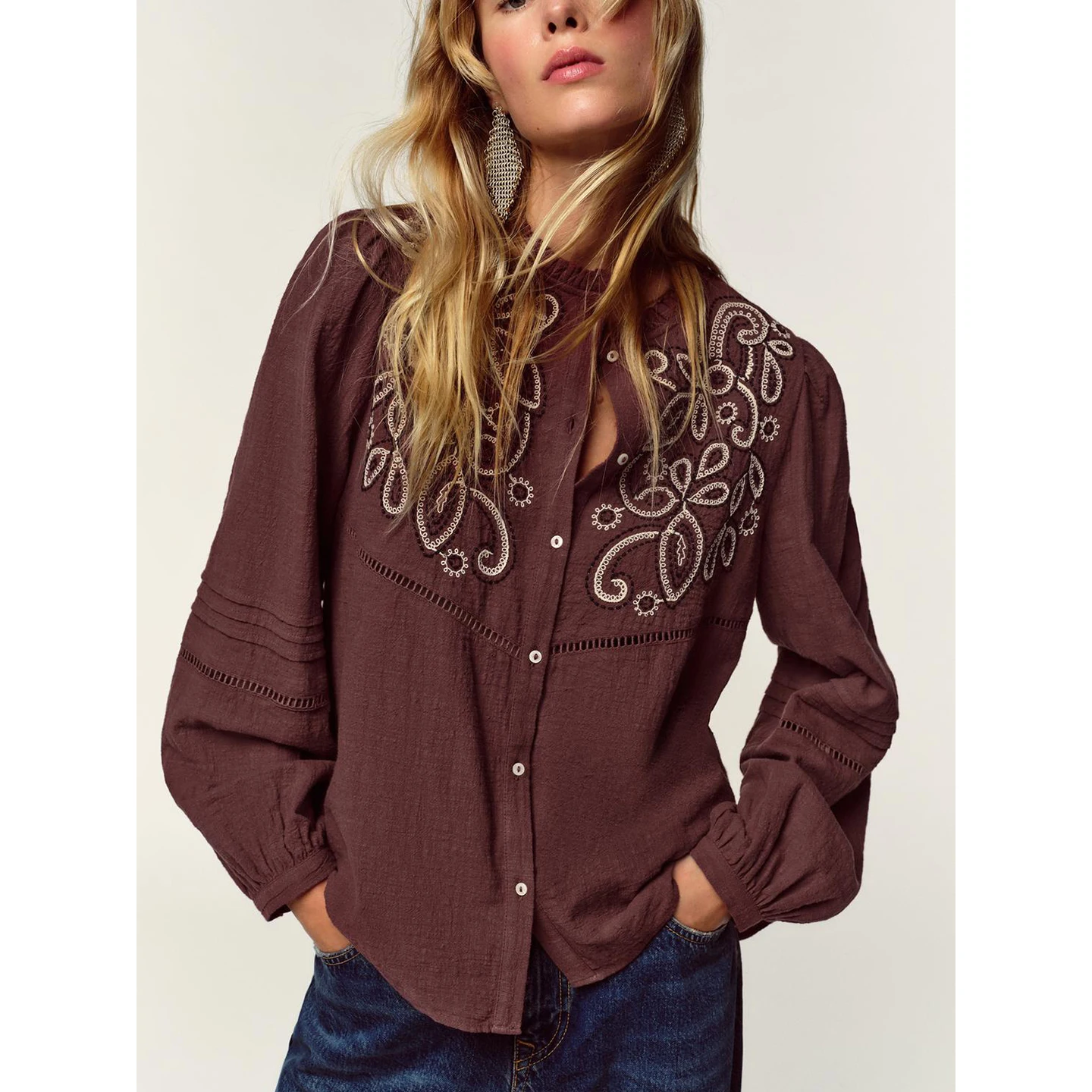 جديد الخريف المرأة irt الطبقات الزخرفية اللون بلو التطريز الأعلى الفرنسية Sle فضفاضة تناسب طويلة Sve الجلد ودية التنفس...