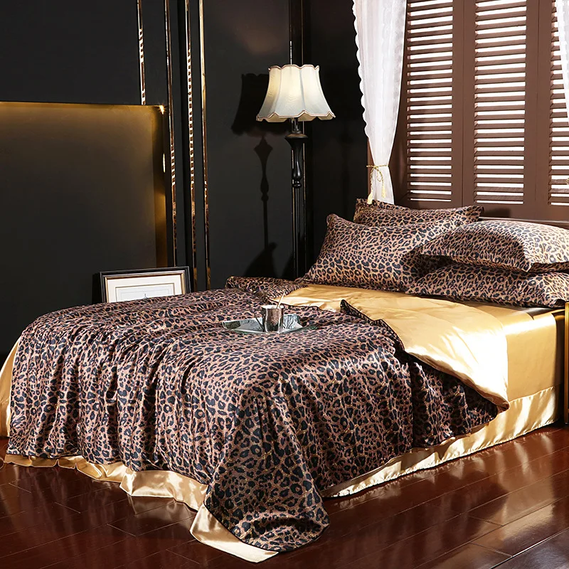 

Leopard Print Luxury Silk Bedding Duvet Cover Satin Bed Linen Comforter Queen King Double Bedspreads Sheets Blanket Set European
