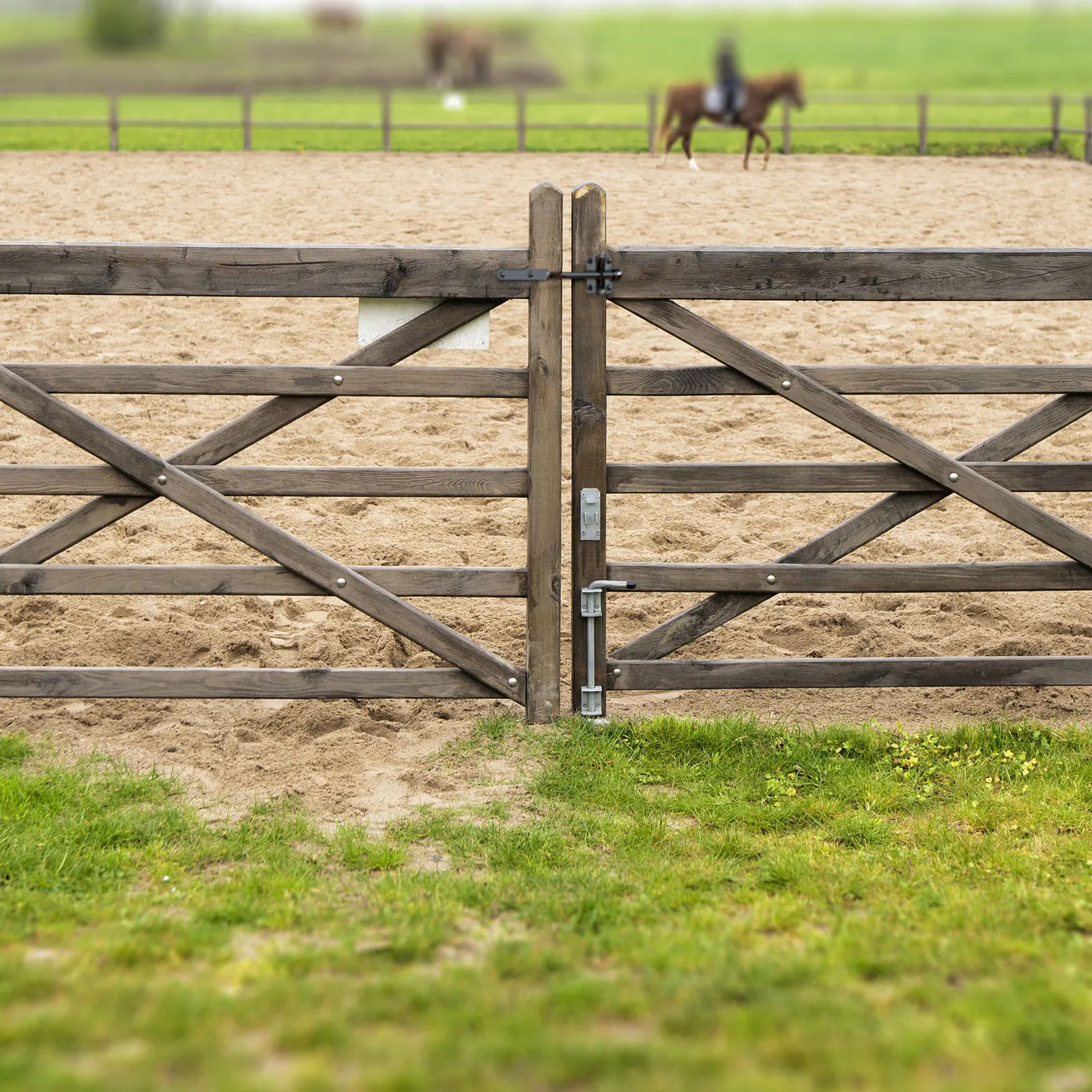 

Zinc Plated Gate Latch 116mm Carbon Steel Door Lock Hasp for Wood Fence Aluminum Door Garden Fence Easy Installation Outdoor
