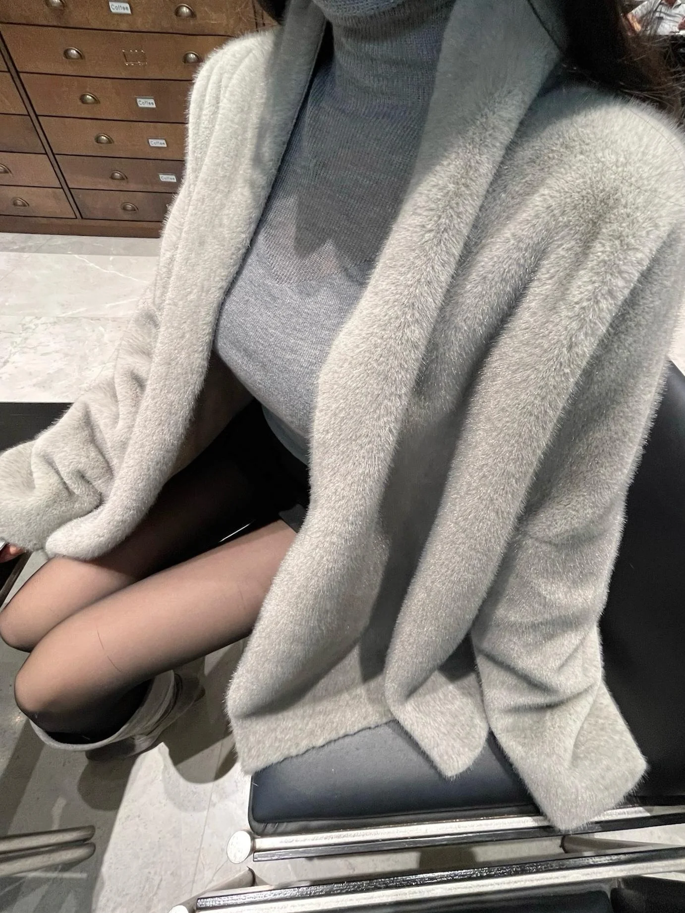 

CCZEE Siena Midnight Ultra Fine High Ne 9 Wool Self Heating Semi Transparent Base irt Women's Autumn Winter High End Sle