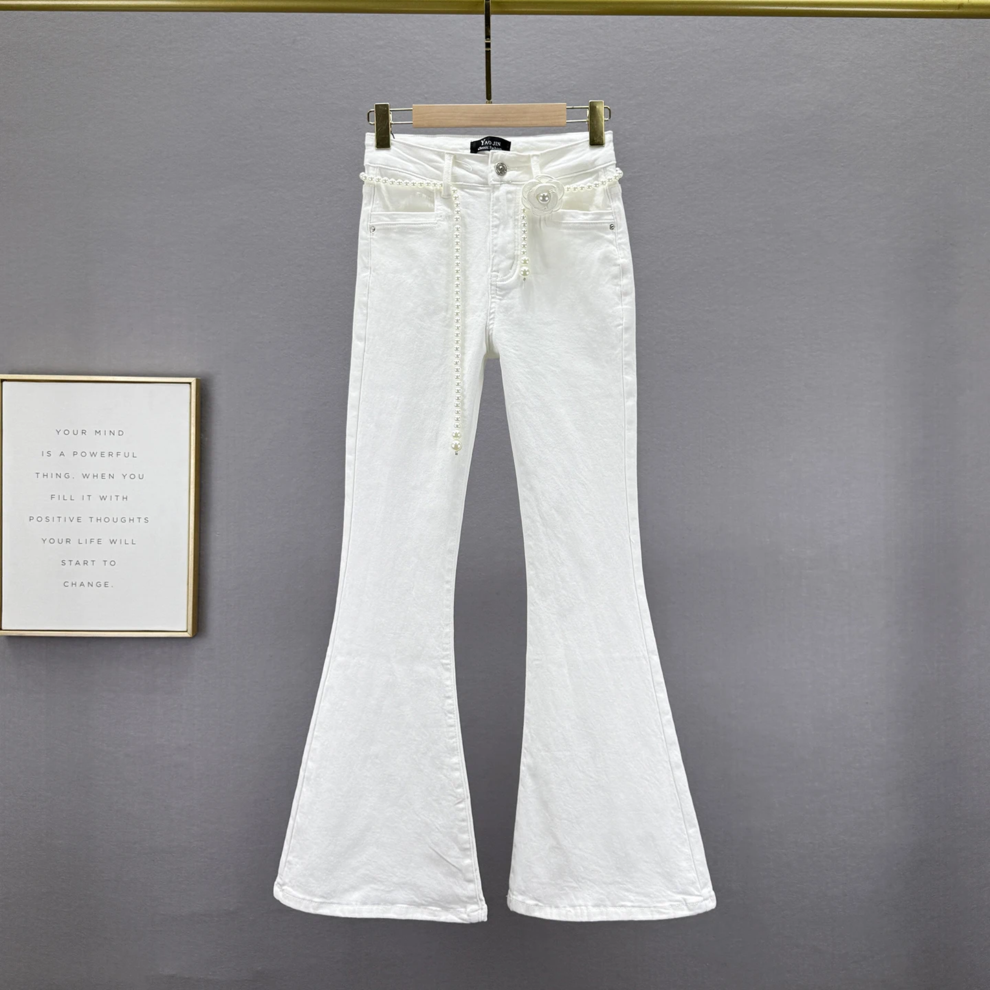 

Тонкие бархатные джинсы, женские брюки, осень-зима 2024, новые утягивающие белые расклешенные брюки с высокой талией, модные джинсы скинни