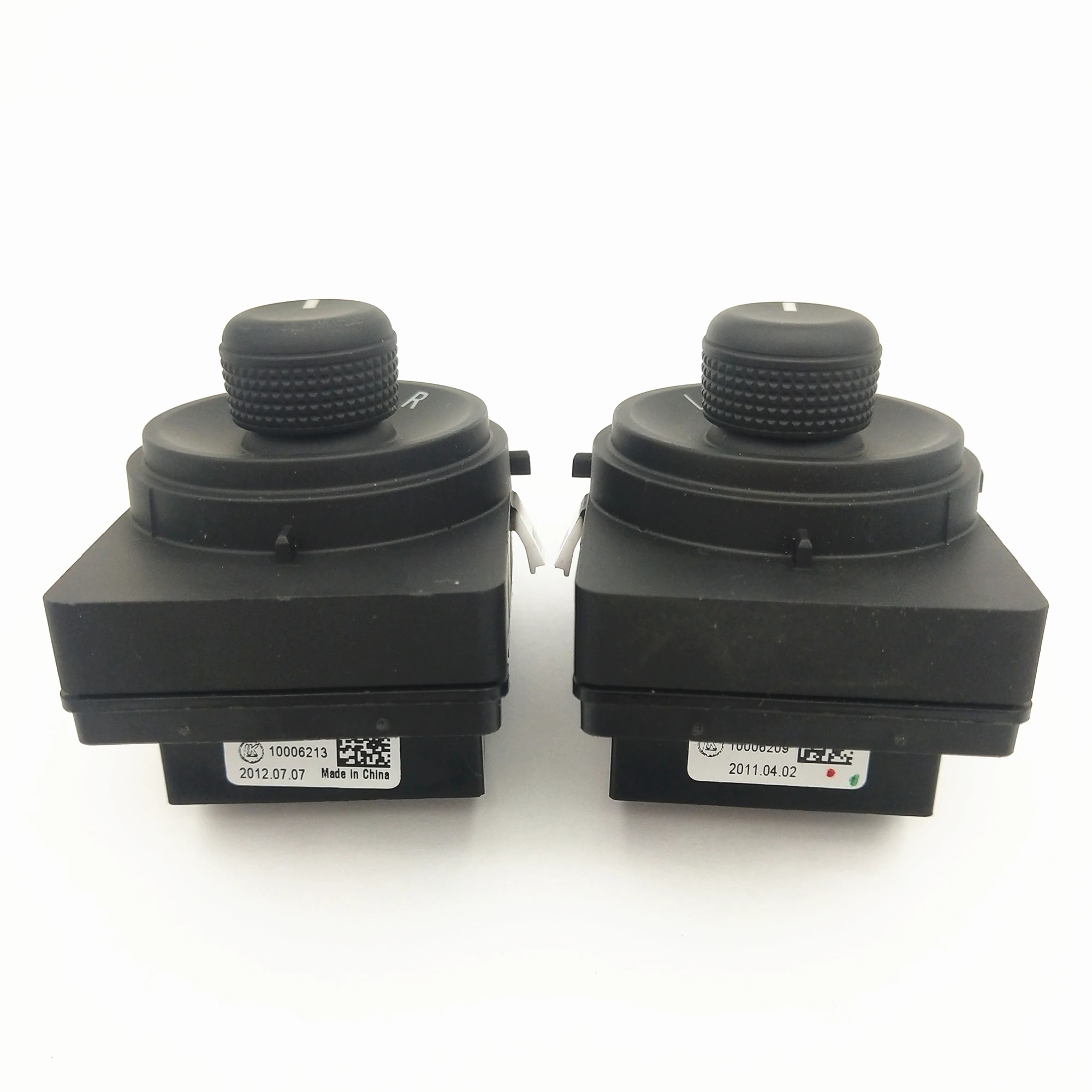 

Original Outside Rearview Mirror Control Switch With Tape Folding For Sonic Aveo T300 Oem# 95460070 95460071