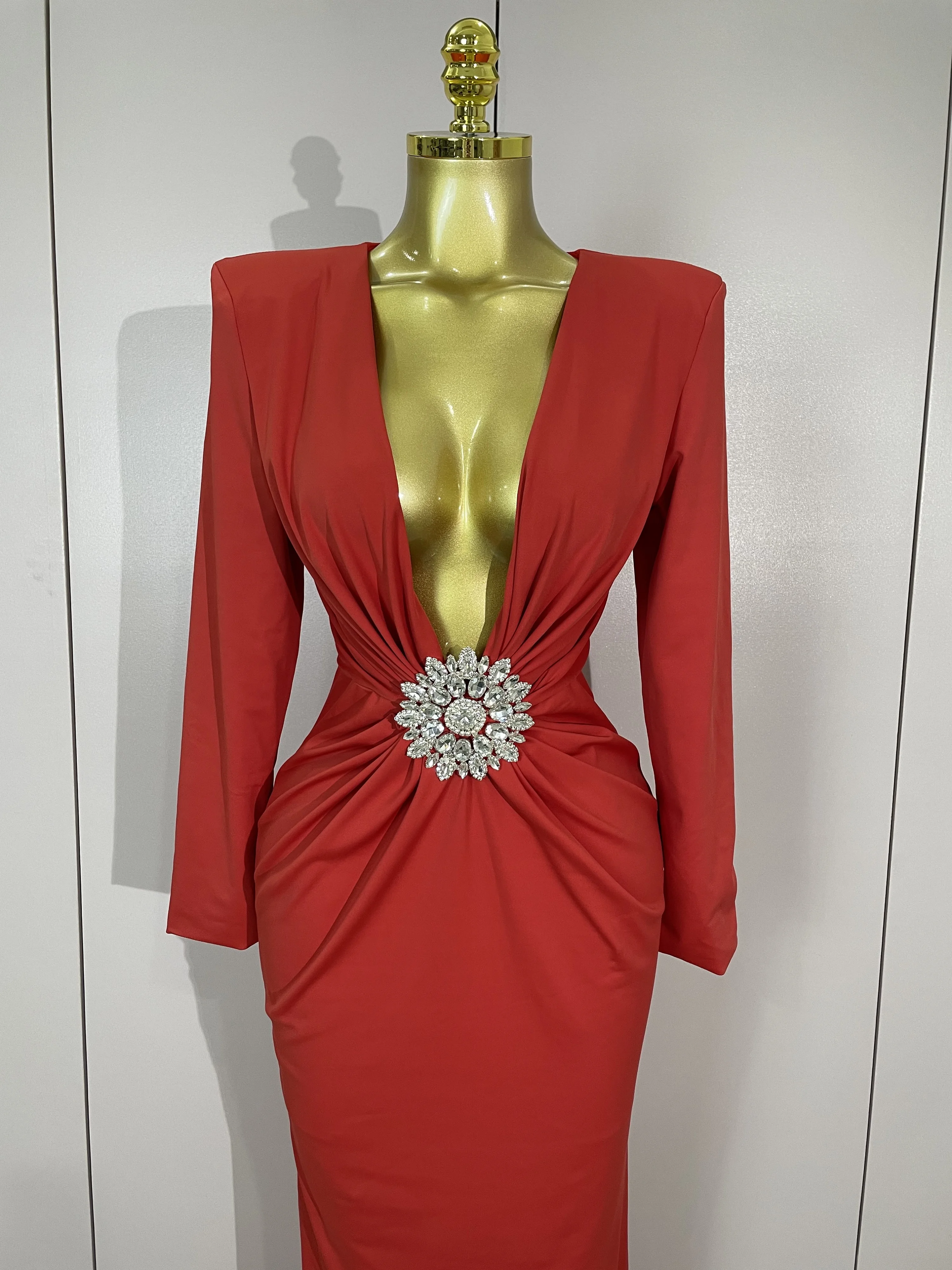 green bridesmaid dresses satin Dusty Sage Prom A-Line V-Neck Off The Shoulder Long Stretch Prom Dresses With Split women's wedding guest outfit Jersey Colors:Dusty Rose The back design includes Tan Birthday Dress, dresses