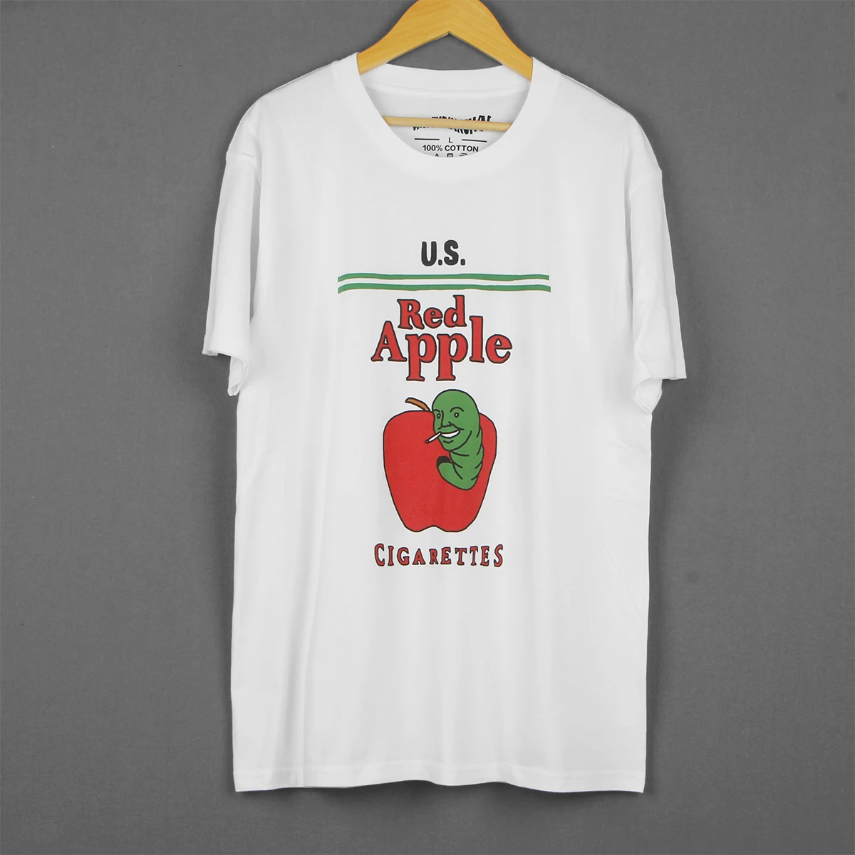 Red Apple Cigarettes T-shirt Tarantino Pulp Fiction John Travolta Movie Cotton Men's Clothing Short Sleeve Tee Shirt