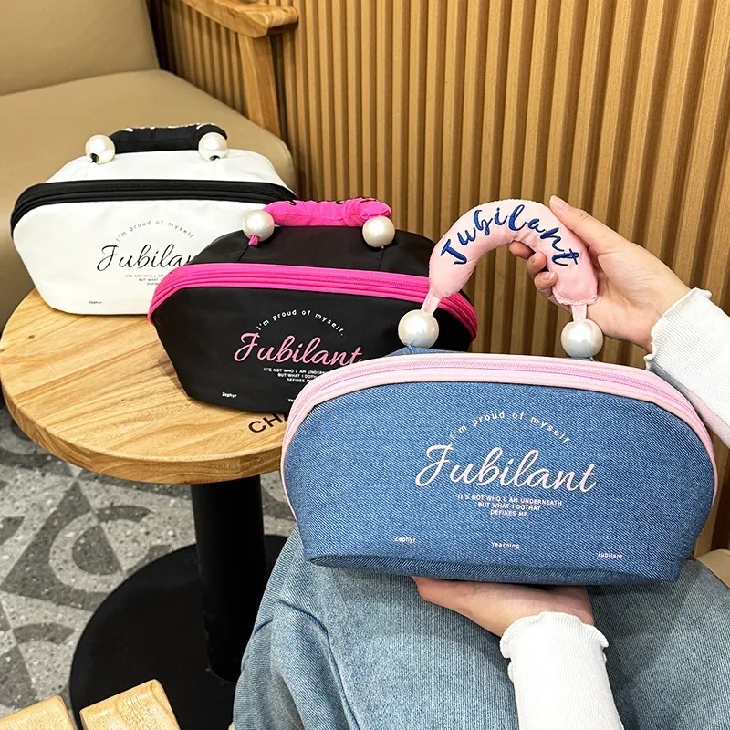 

1 шт. Милая косметичка с цветными блоками, женская, большая вместимость, водонепроницаемая, портативная, ручная сумка для хранения