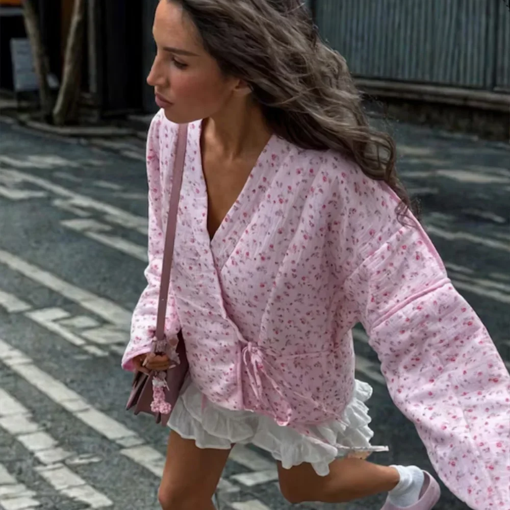 2025 Autumn and winter new fashionable women's clothing elegant design sense simple ethnic style slim fit printed cotton jacket