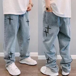 2024 Men Chic Cross Star Sticker Embroidery Denim Pants Male Ins Trend Brand Casual Denim Trousers Baggy Wide Leg Designer Jeans