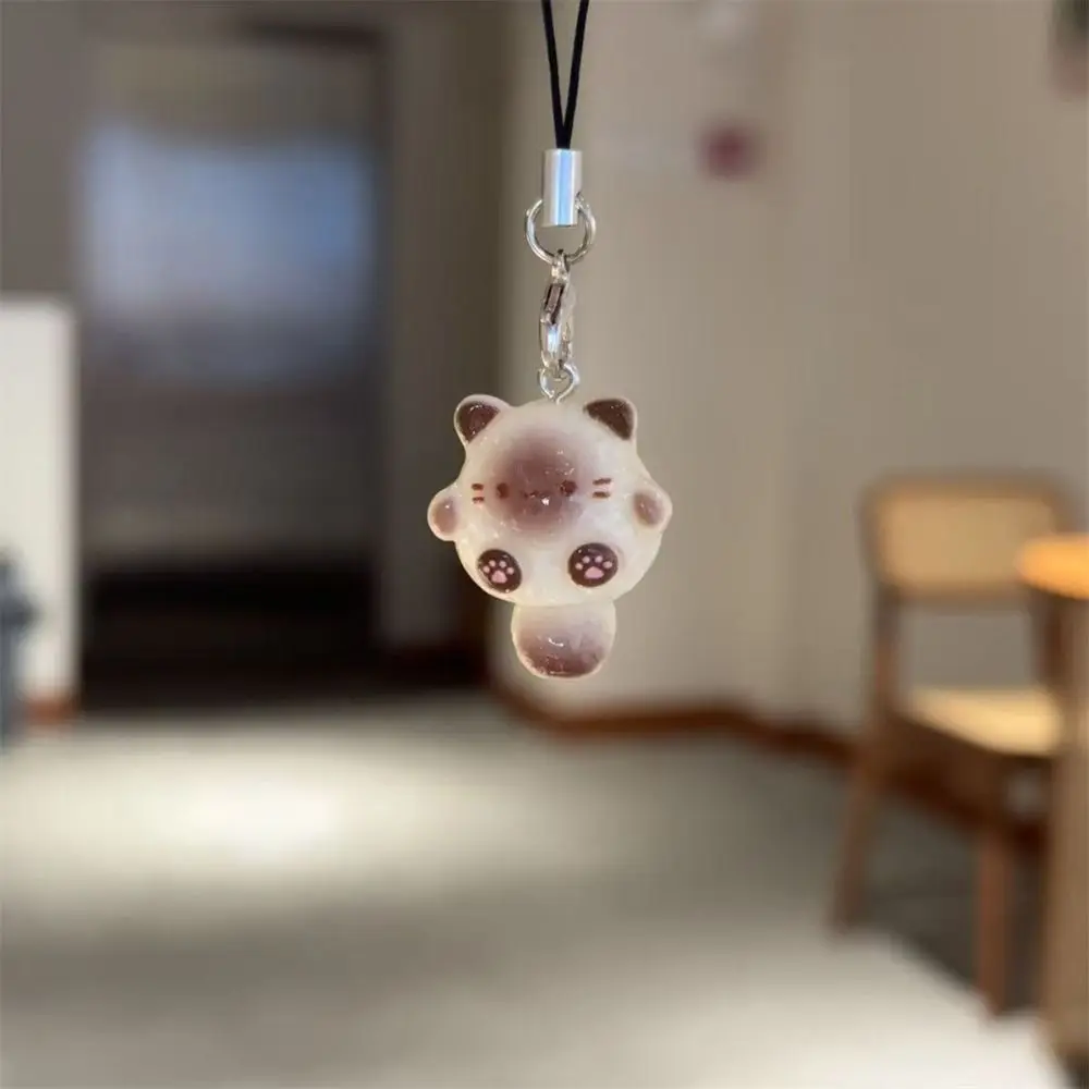 Fashion Adorable Design Mobile Phone Strap INS Resin Kitten Keychain Cartoon Versatile Bag Pendant For Any Occasion