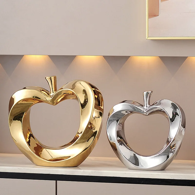 Electroplated Ceramic Apple Sculpture Heart-shaped Cut-outs Apple Sculpture Fruit Statue Nordic Home Decor Wine Cooler Ornaments