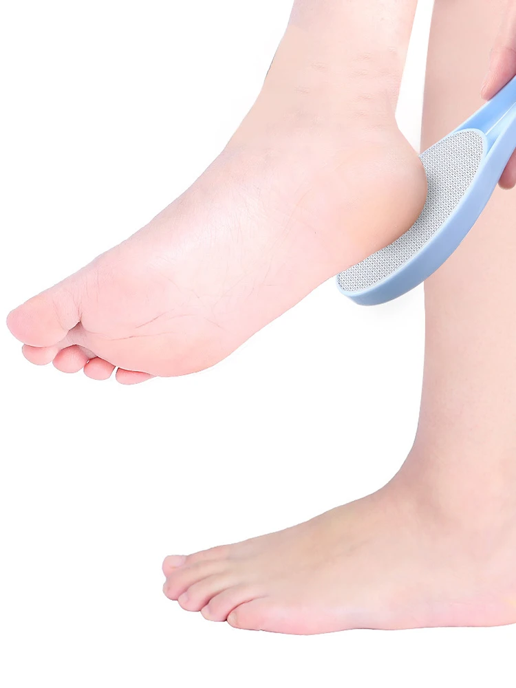 Removing dead skin and calluses, repairing heels, rubbing feet, nano grinding feet, and foot bumps