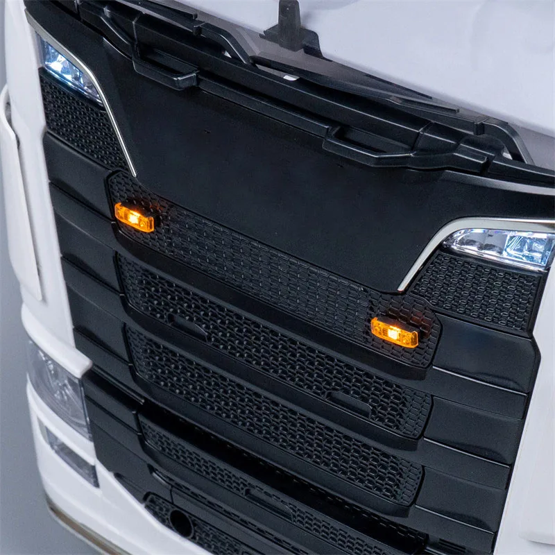 CBD-05 2pcs LED 3V Position Light Spotlight 1/14 RC Truck for SCANIA Tamiya 770S R620 for VOLVO ACTROS AROCS Model Car DIY Parts view 5