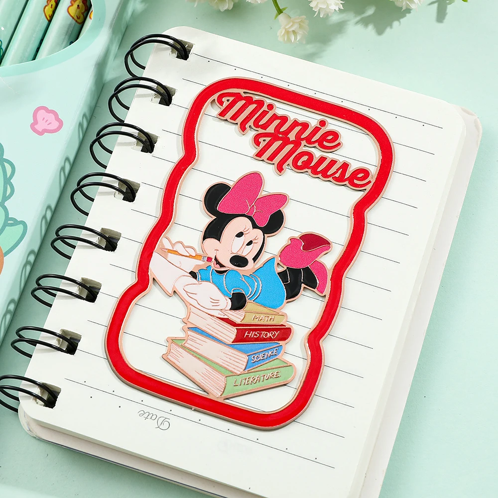 Anime Disney Mickey segnalibri segnalibri in metallo Cute Girls Fans Collection lettura Marker regali per gli amanti dei libri accessori per libri