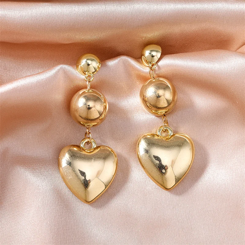 

Fashion Handmade Metal Love Heart Stud Earrings for Women Girls Party Festival Jewelry Gifts