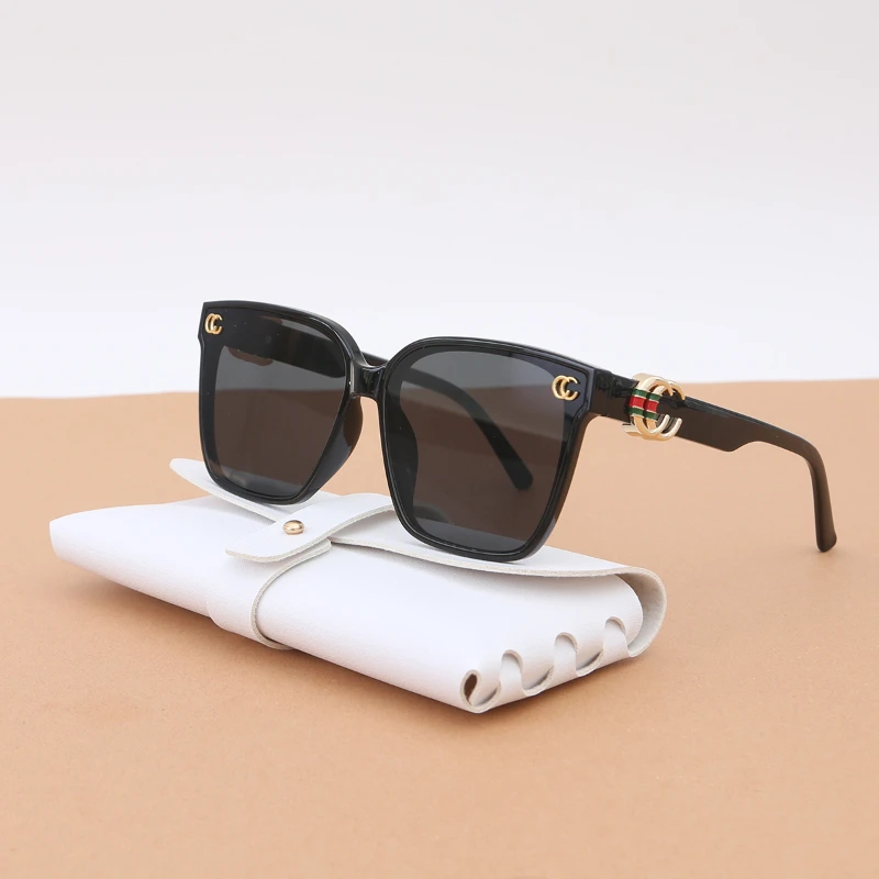 Luksusowe designerskie okulary przeciwsłoneczne UV400 Kobiety Dziewczyny Nowe modne owalne okulary przeciwsłoneczne Panie Vintage Okrągłe Gafas De Sol