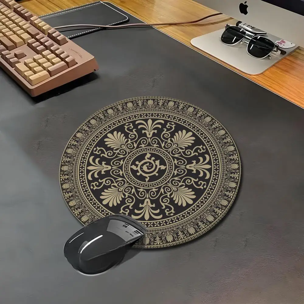 HYBXAXC Classic Ornamental Print Round Mouse Pad, Non-Slip Desk Mat, Durable Base for Office & Gaming