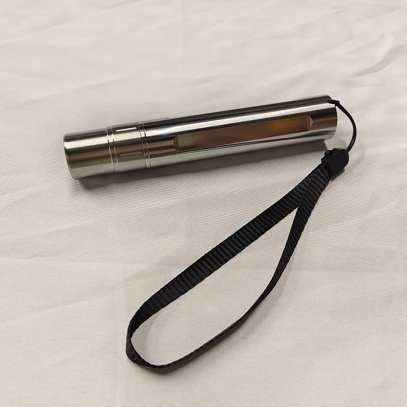 Customized Red Light Therapy Pulse 630nm 660nm 850nm Led Therapy Light Red Near Infrared Handheld Torch